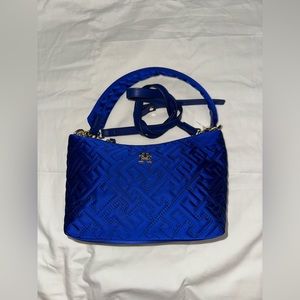 Women’s handbag with cross body strap